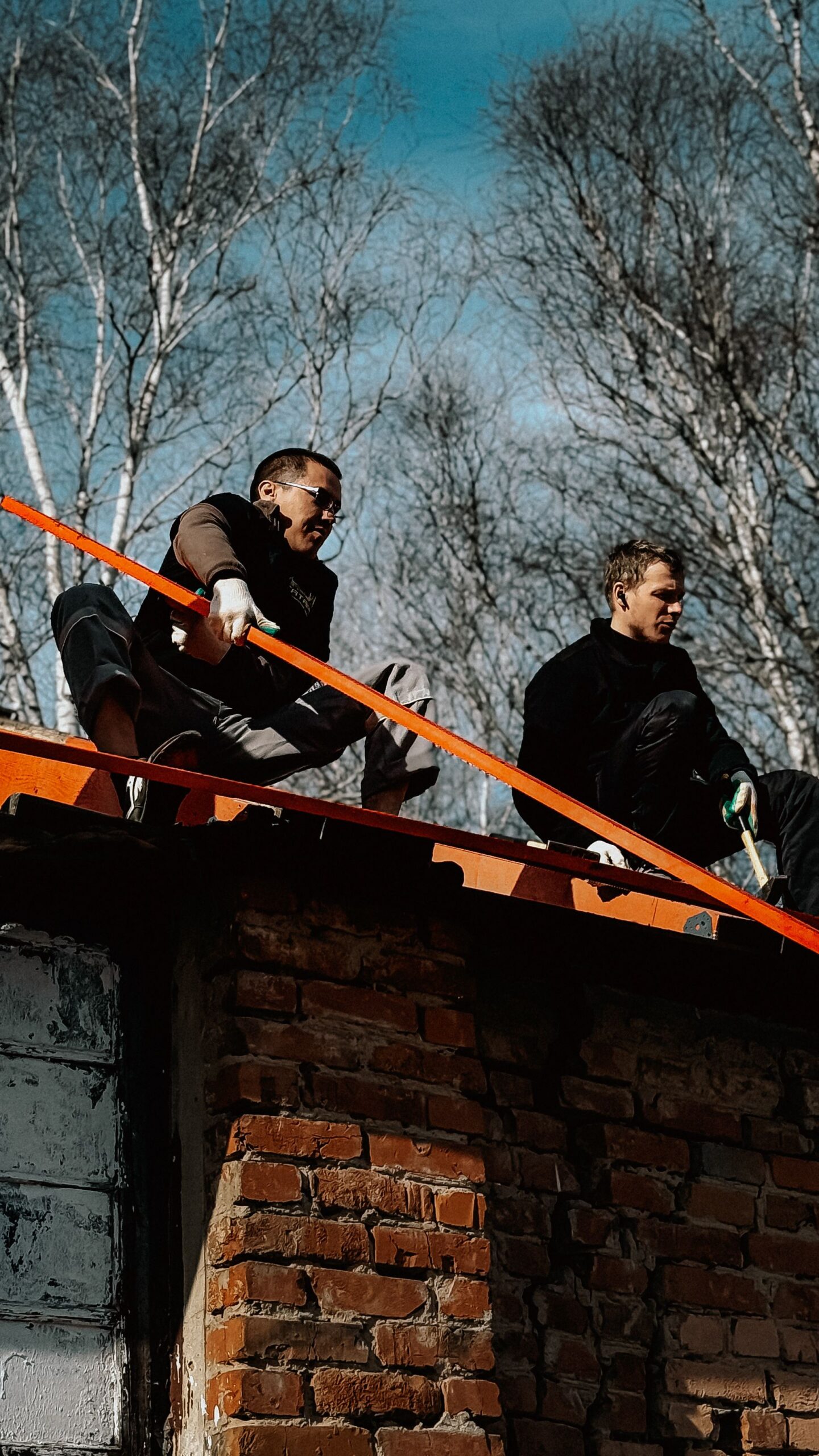Best Roofing Contractors: How to Choose the Right One