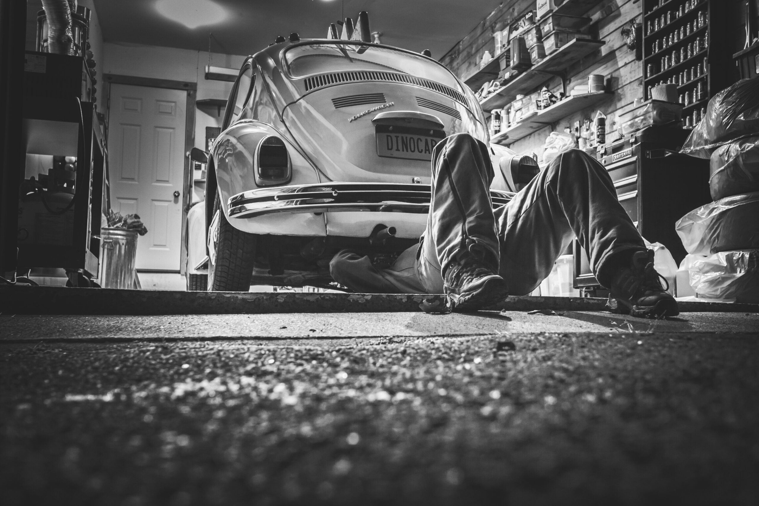 Garage Door Repair Cost: Services, Problems & Solutions